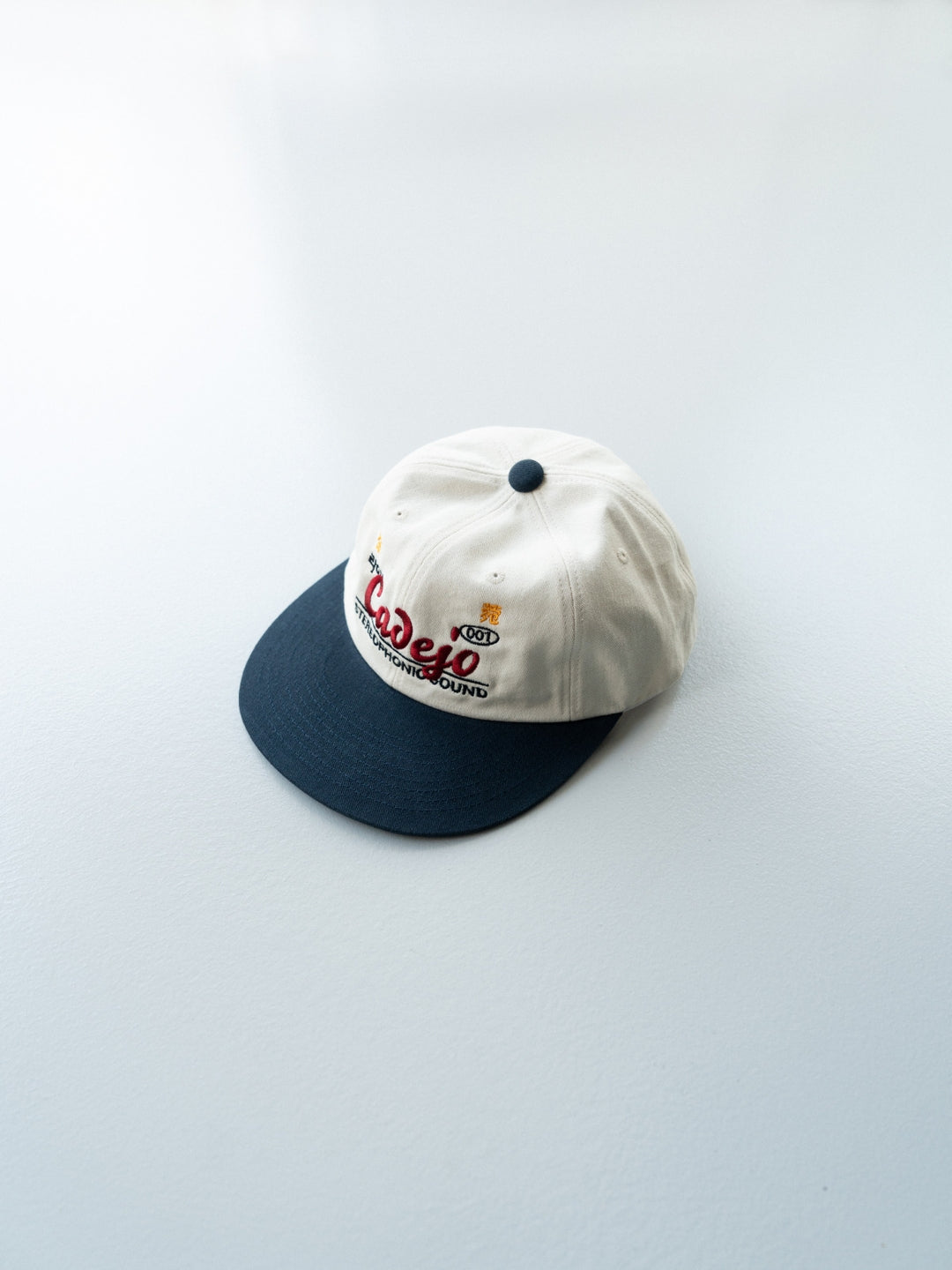STEREO LIVE 001 Cadejo Flat Cap (Ivory-Navy)